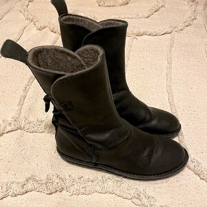Po-Zu Piper Boot in Black - Dark Rey Star Wars